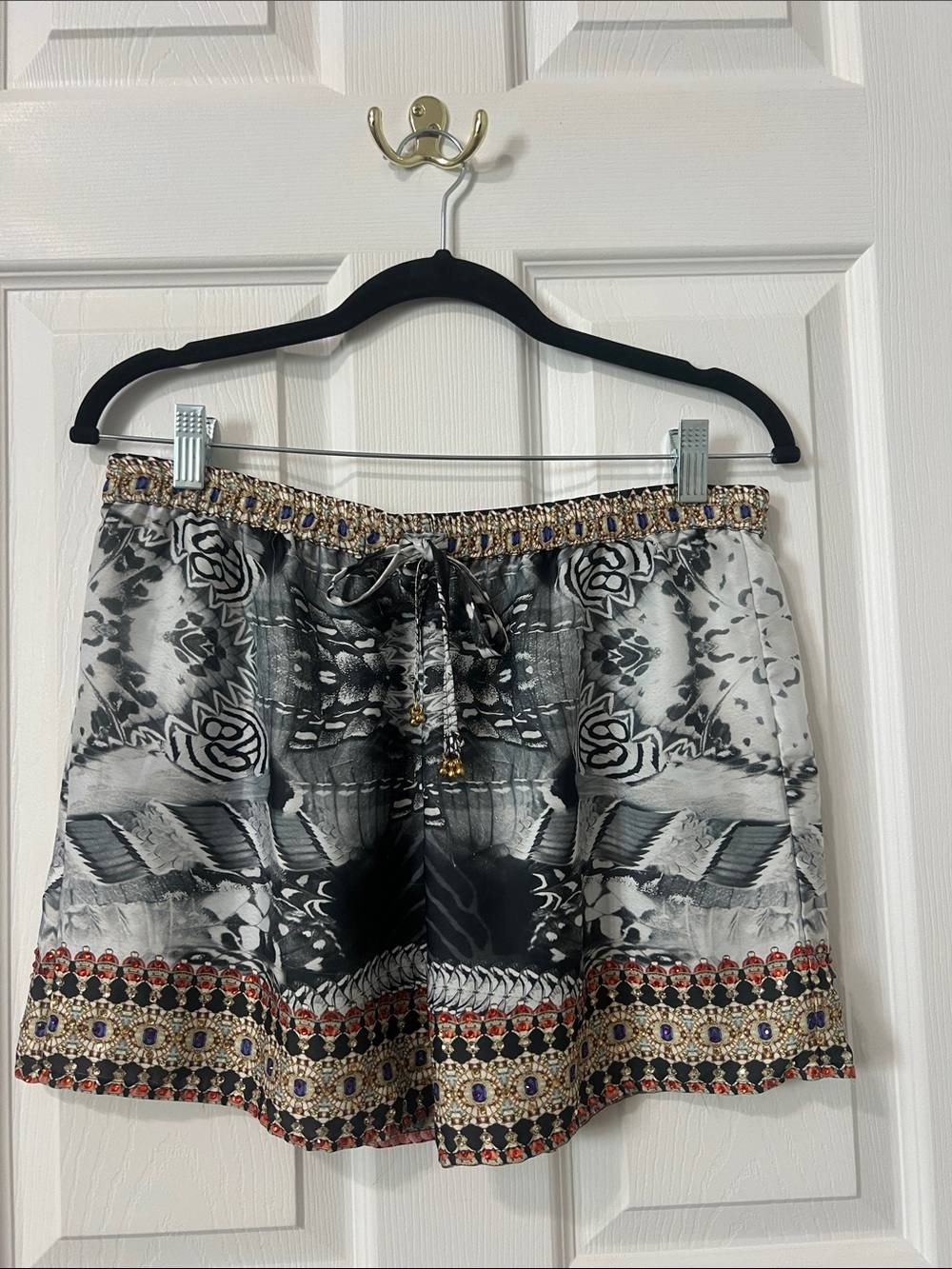 Ranee’s Miami Embellished Patterned Black & White Women’s Shorts